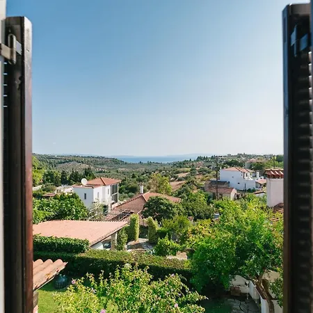 Efi & Zisis Villa